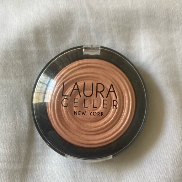 Becca and Laura Geller Highlighter bundle - Picture 6 of 7